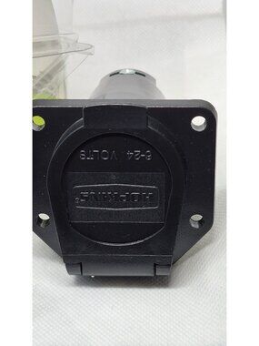 Hopkins 7-Blade Trailer Connector For Vehicle-To-Trailer Electrical Wiring
